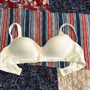 New without tags Bali Women's white Bra